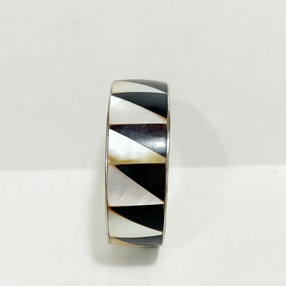 Source Unknown Jewelry - Vintage Wide Shell Cuff Bracelet Mother of Pearl Dark Brown & White Silver Tone